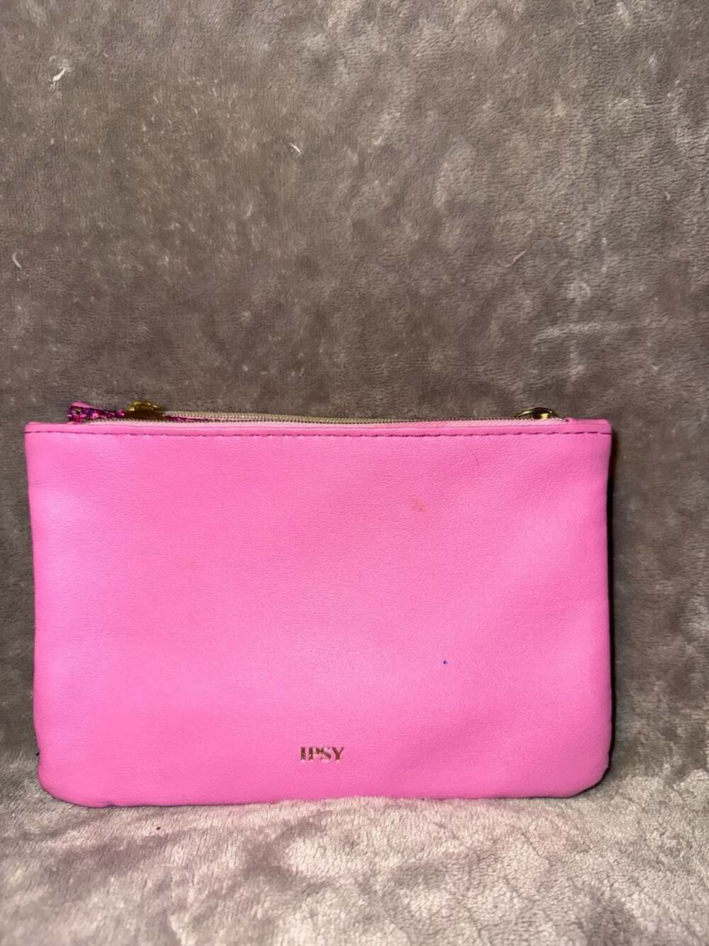 Ipsy December 2023 Glam Bag Glitter & Bath and Body Works Pouch - Picture 5 of 13
